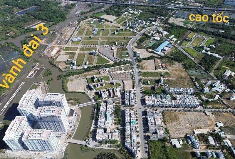 cần bán gấp nhà mặt tiền view sông cạnh cổng chính chung cư tiện kinh doanh