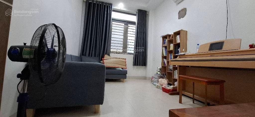 Bán nhà đẹp 3 tầng 105m2 5,8x18m Quận 2 12,6ty đường xe tải hoàn công đầy đủ 0764 994 ***