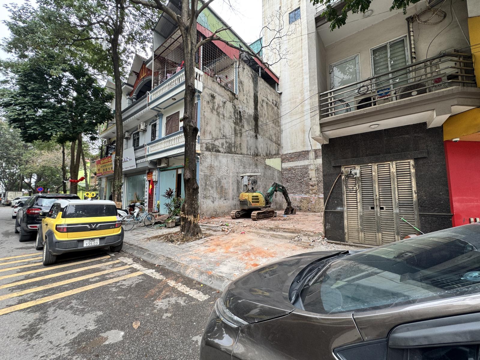 Bán ĐẤT 65m phố Ngô Gia Tự, Long Biên VỈA HÈ - ĐƯỜNG 13M KINH DOANH - SÁT ĐƯỜNG 40m - CÔNG VIÊN HỒ. Bán ĐẤT 65m phố Ngô Gia Tự, Long Biên VỈA HÈ - ĐƯỜNG 13M KINH DOANH - SÁT ĐƯỜNG 40m - CÔNG VIÊN HỒ.