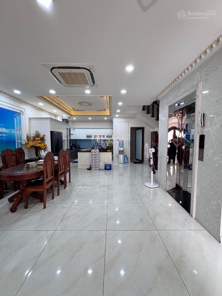 Đường 10m VIP Nguyễn Hữu Dật Q.Tân Phú-Biệt thự cao cấp-112m2-4 lầu BTCT thang máy-chính chủ TL! Đường 10m VIP Nguyễn Hữu Dật Q.Tân Phú-Biệt thự cao cấp-112m2-4 lầu BTCT thang máy-chính chủ TL!