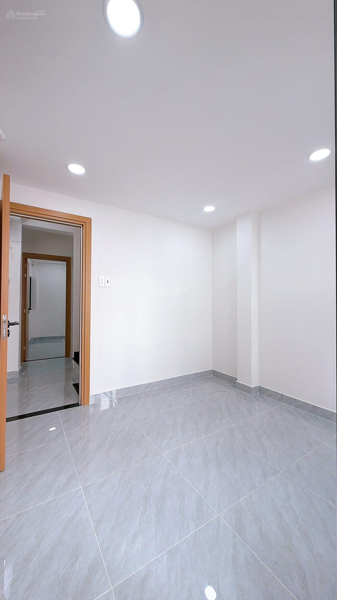 BÁN NHÀ HẺM 243 HOÀNG DIỆU 4 PHÒNG NGỦ QUẬN 4