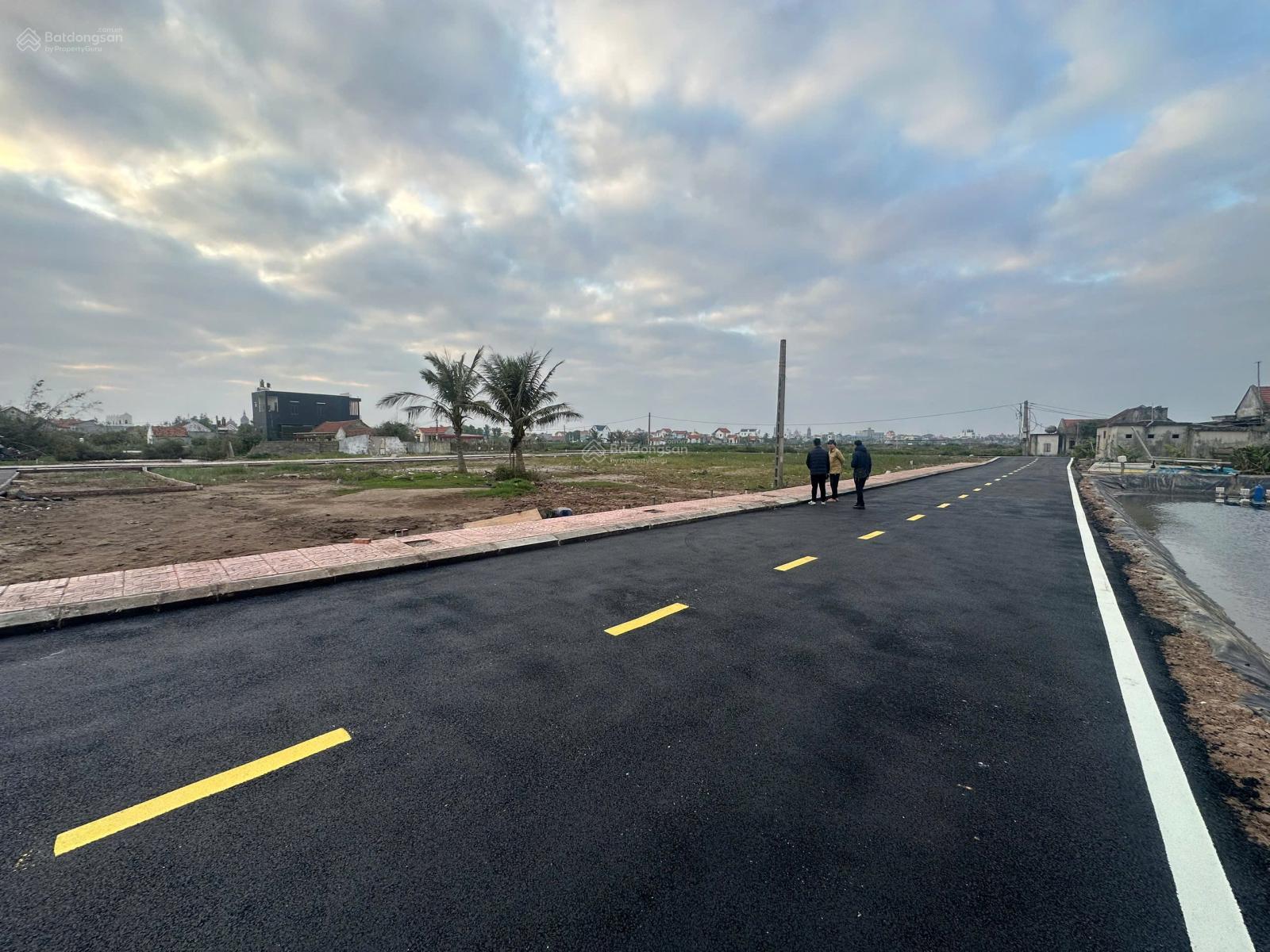 0975 897 *** Bán đất mặt biển Hải Xuân, full thổ cư, 100m2 giá chỉ 1.3 tỷ đối diện khu nghỉ dưỡng 0975 897 *** Bán đất mặt biển Hải Xuân, full thổ cư, 100m2 giá chỉ 1.3 tỷ đối diện khu nghỉ dưỡng