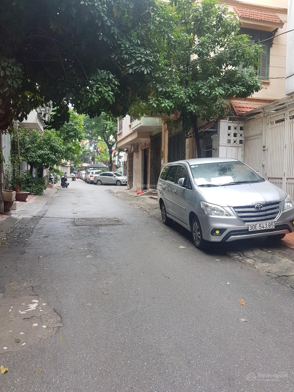 cho thuê nhà biệt thự liền kề số 6A khu đô thị dịch vọng . DT: 100m² x 5 tầng có thang máy cho thuê nhà biệt thự liền kề số 6A khu đô thị dịch vọng . DT: 100m² x 5 tầng có thang máy