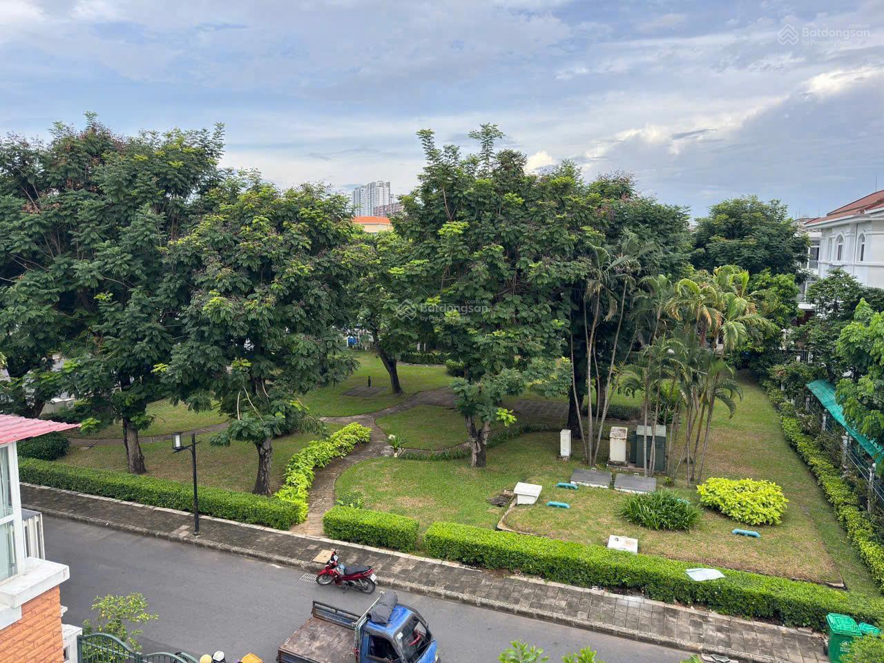 Cho thuê biệt thự liền Mỹ Thái 1 ,7*18 ,trêt 2 lầu ,nội khu lien hệ : 0909 664 ***