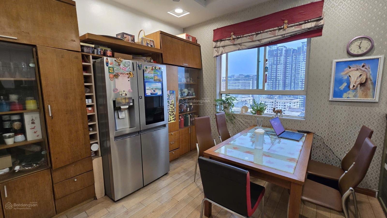 Siêu phẩm 24T Hoàng Đạo Thuý 5PN 4WC penthouse cho thuê 275 m2 giá chỉ 32Tr/th. LH: 0977 858 ***