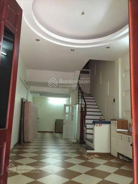 Cho thuê nhà phùng khoan dt 50m x 5 tang chia 2 phong dieu hòa nhà khá đẹp ở kết hợp vp 0989 031 ***