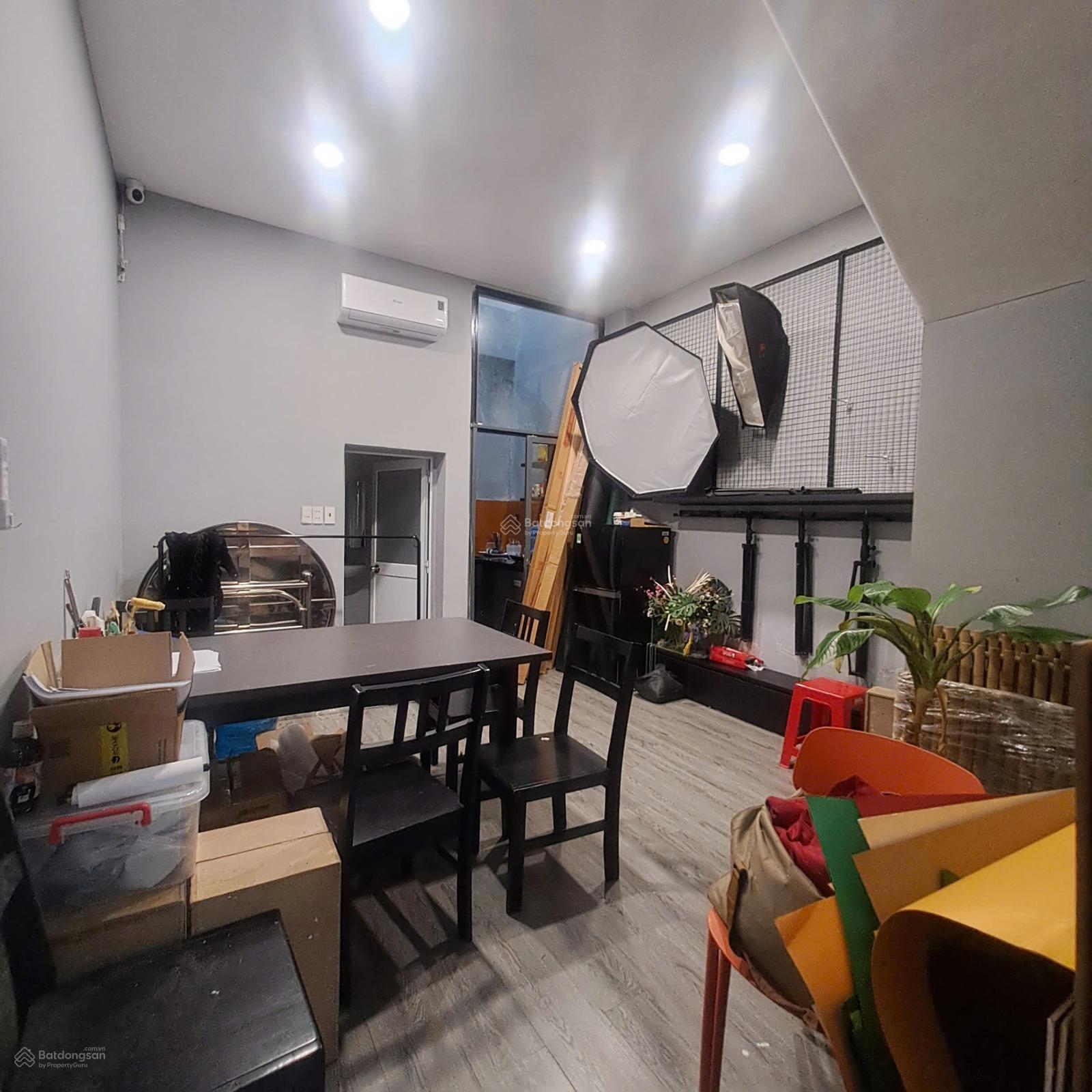 NHÀ TRỐNG 2 LẦU CHO THUÊ LÀM VP-CTY, KINH DOANH TẠI LÂM VĂN BỀN