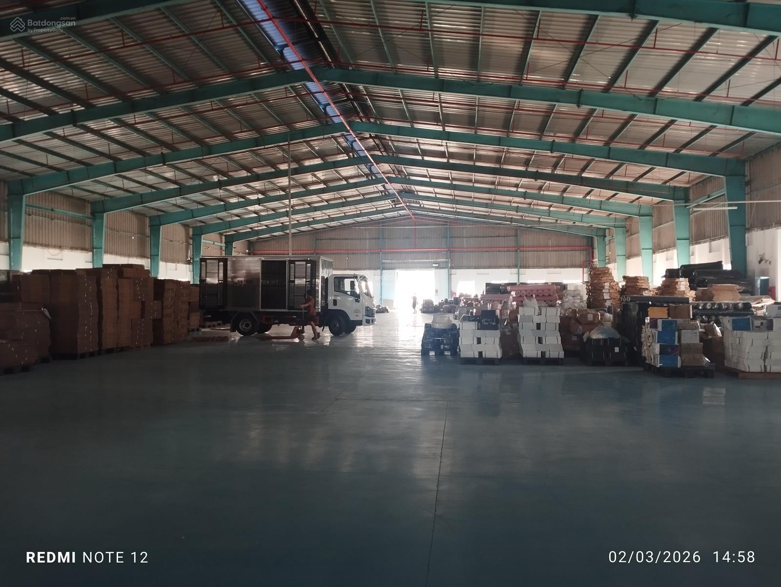 Cho thuê xưởng 2600m2. PCCC tự động. Giá thuê 230 triệu/th