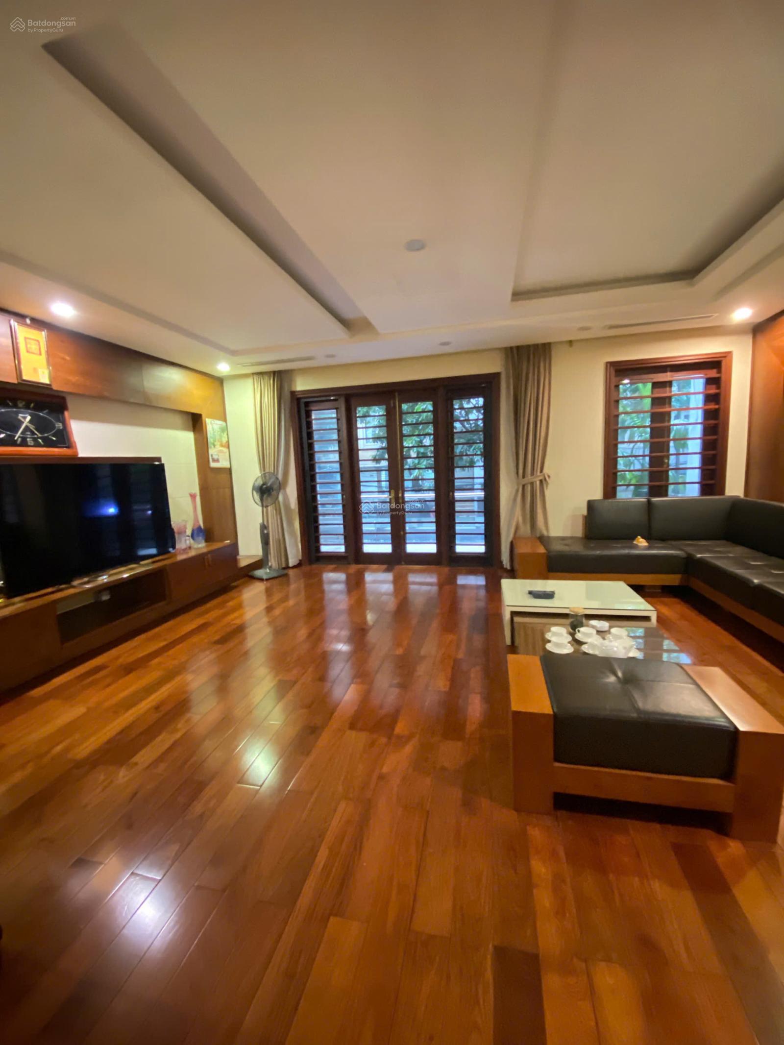 Cho thuê nhà Biệt thự Nguyễn Thị Định- Trung Hòa- Cầu Giấy: 120m²x 4 tầng, MT 8m. Giá 38tr/tháng