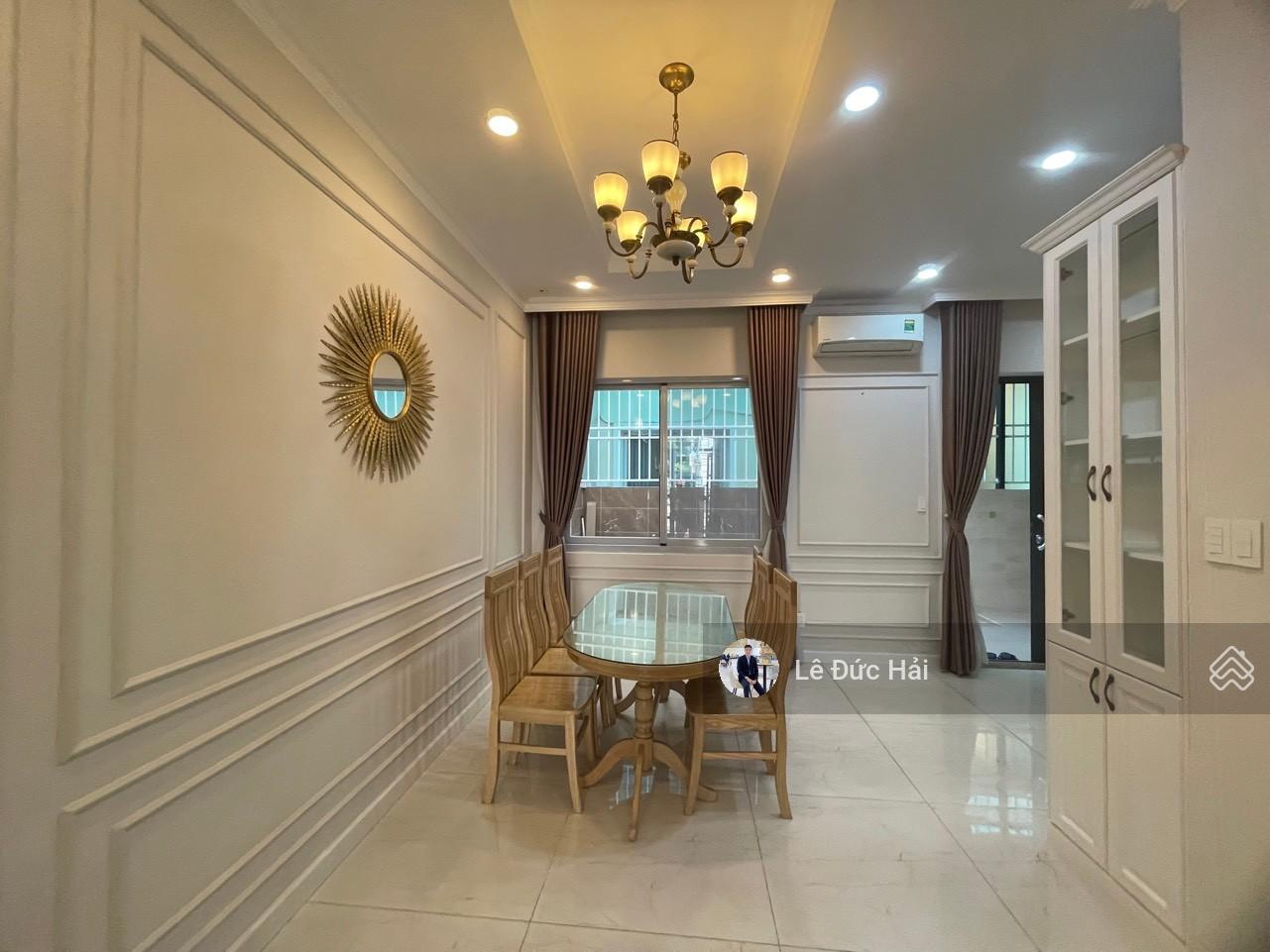 Siêu phẩm hot ! Cho thuê Biệt thự liên kế 4PN nhà đẹp trung tâm PMH giá chỉ 60 triệu VAT