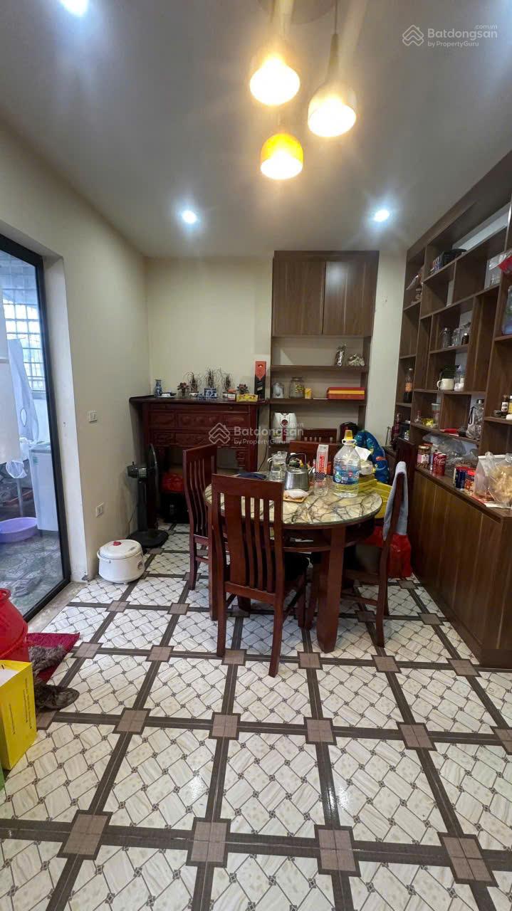 Cho thuê liền kề Sài Đồng ô tô đỗ cửa 75m² 19tr/tháng