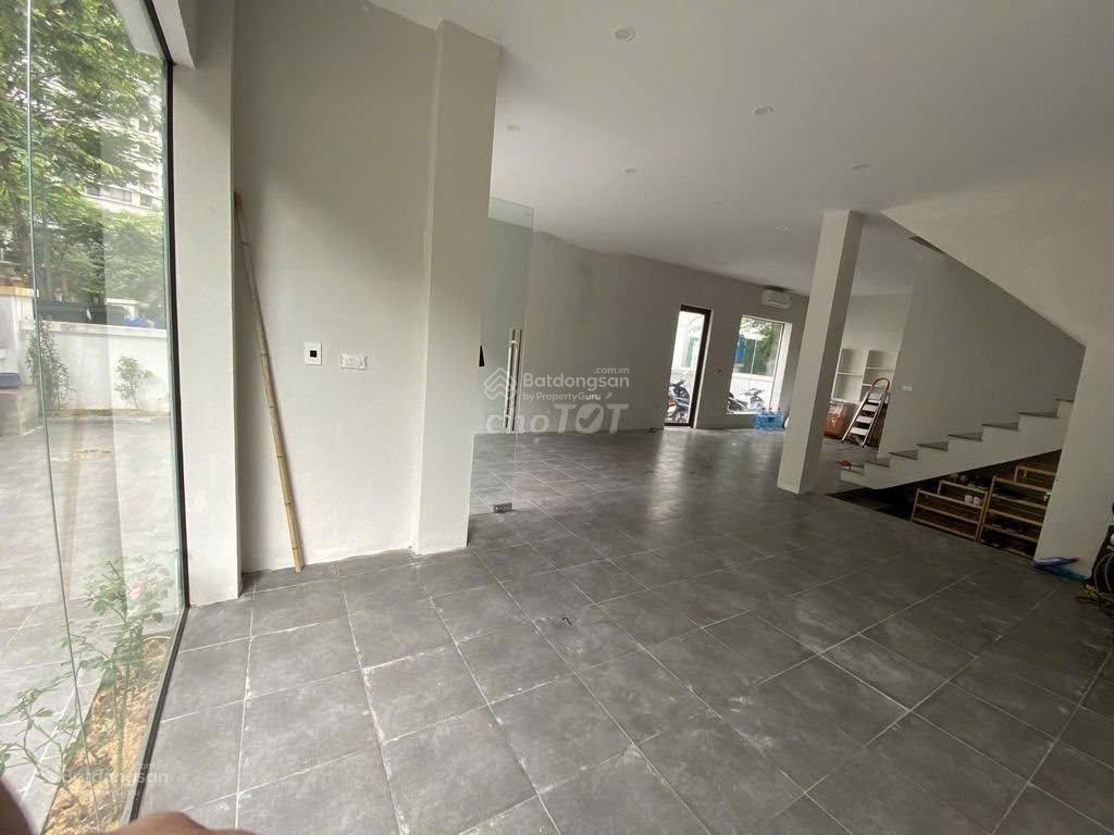 Cho thuê nhà KĐT Phùng Khoang 150m 4 tầng thông sàn 45tr 0903 409 ***