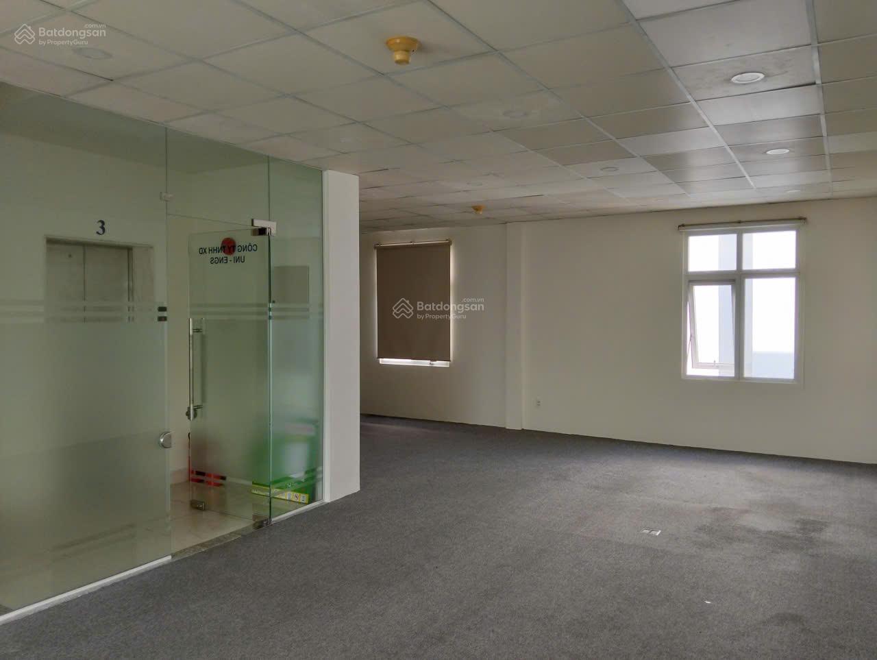 Cho thuê văn phòng khu thương mại Phú Mỹ Hưng Quận 7, giá thuê 22 triệu/tháng