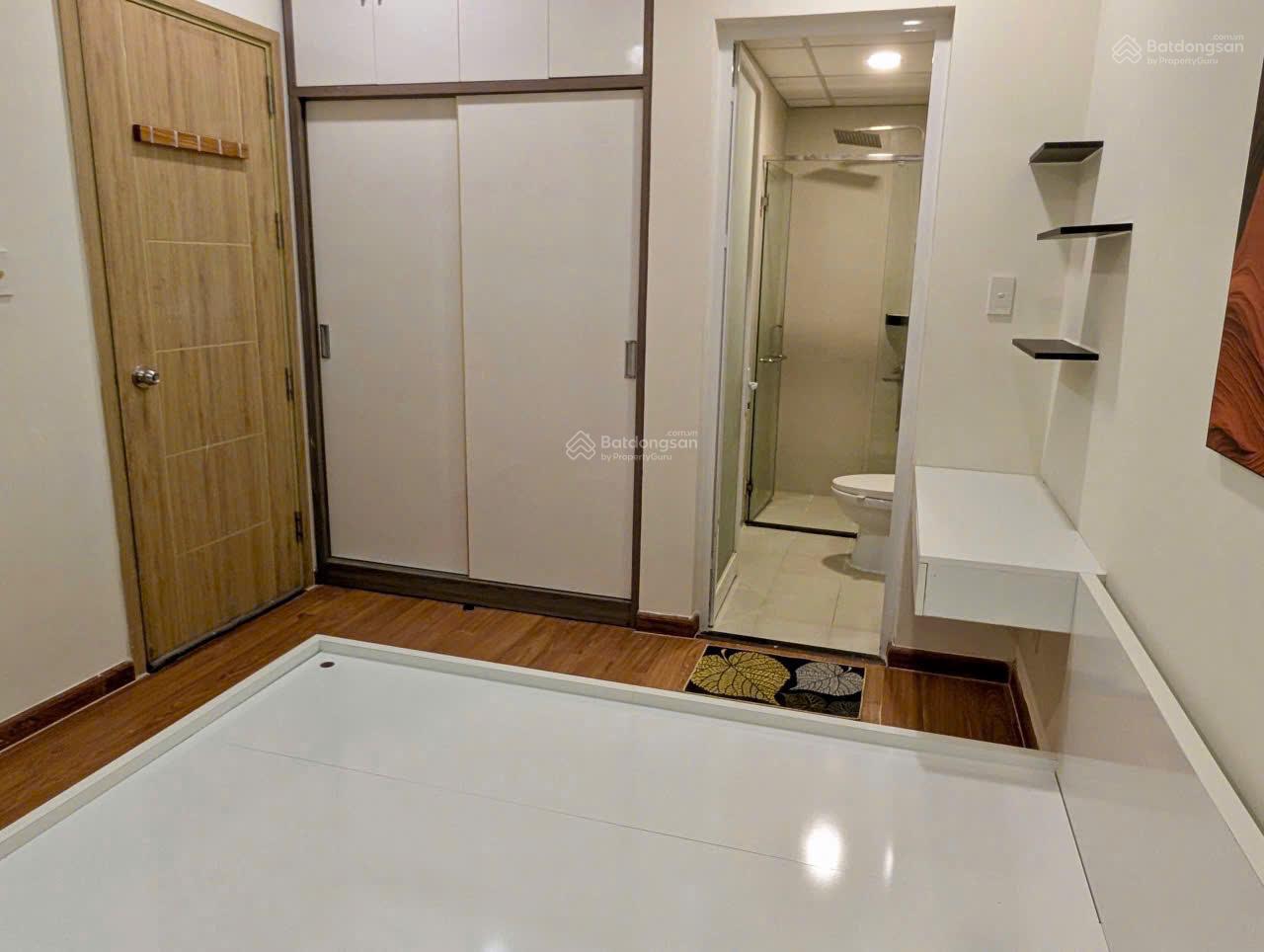 Ngợp ngân hàng cần bán gấp căn hộ 62m2 full nội thất mới, chuyển vào ở ngay, giá bán 2.62tỷ