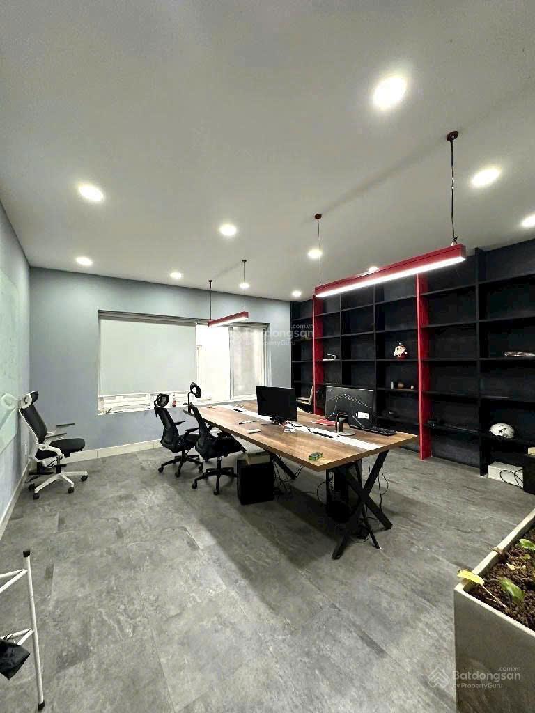 Cho thuê nhà 40/12 Nguyễn Văn Đậu,p6, Bình Thạnh . 1 trệt Lững 3 lầu sân thượng. Thang máy, PCCC.