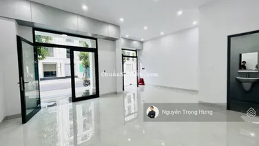 Mặt bằng cho thuê giá tốt! Tầng trệt khu Manhattan Lối đi riêng 13tr/tháng