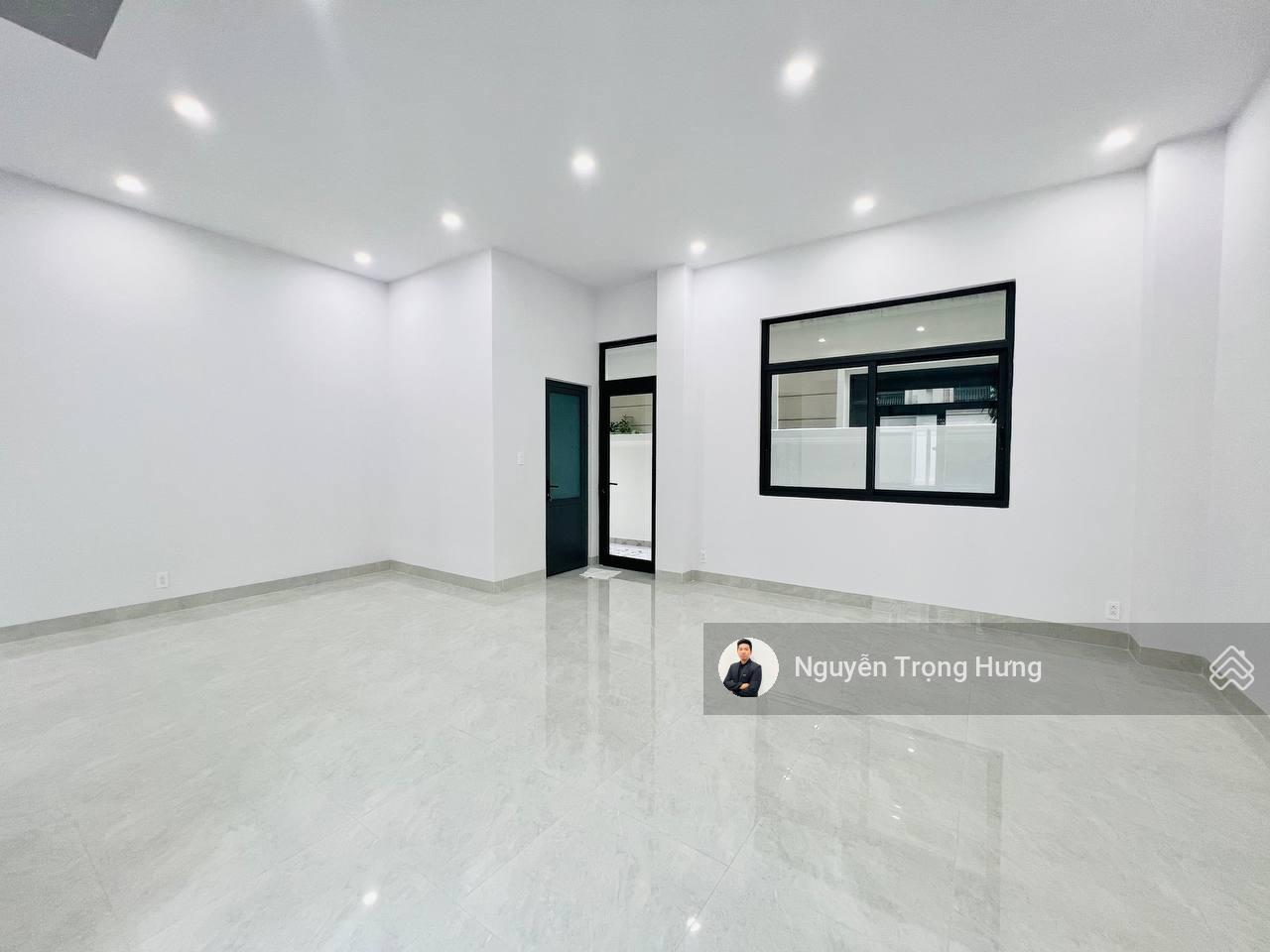 Mặt bằng cho thuê giá tốt! Tầng trệt khu Manhattan Lối đi riêng 13tr/tháng Mặt bằng cho thuê giá tốt! Tầng trệt khu Manhattan Lối đi riêng 13tr/tháng