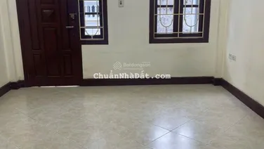 Cho thuê nhà nguyên căn Nguyễn Khang, Trung Yên, Vũ Phạm Hàm. DT 40m2 x 5t.