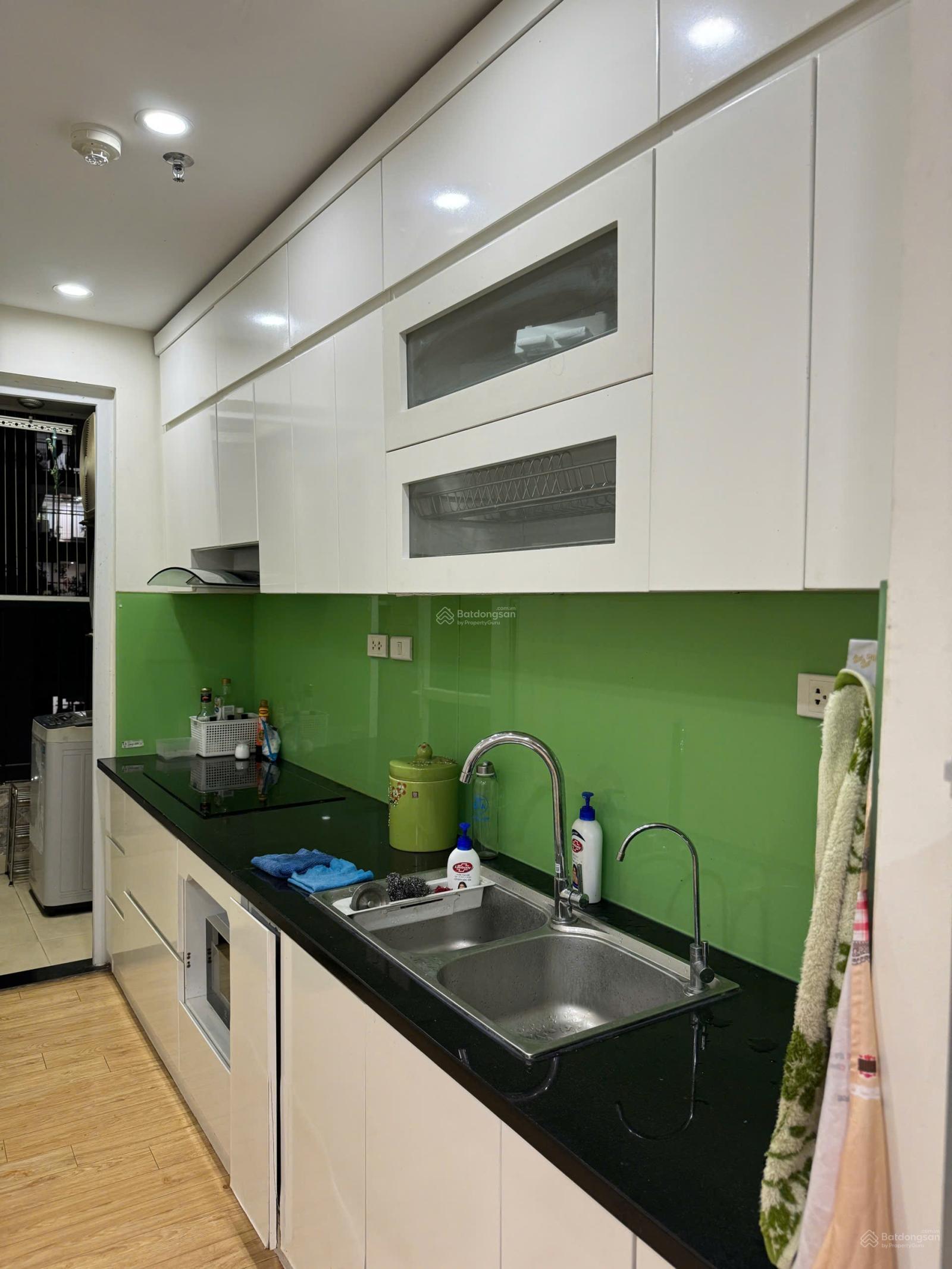 Cho thuê căn hộ ở PVV-Vinapharm 60B Nguyễn Huy Tưởng 2 ngủ 2wc full đồ giá 12tr. Lh: 0382 560 ***