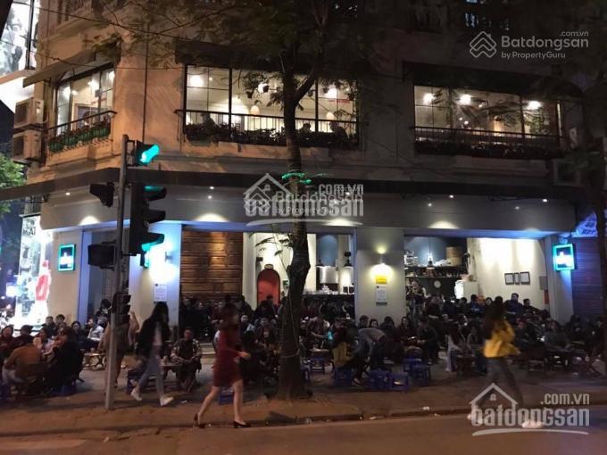 Cho thuê căn góc mặt phố Lê Văn Hưu 70m2x2 tầng, MT15m, thông sàn, hè thoáng rộng