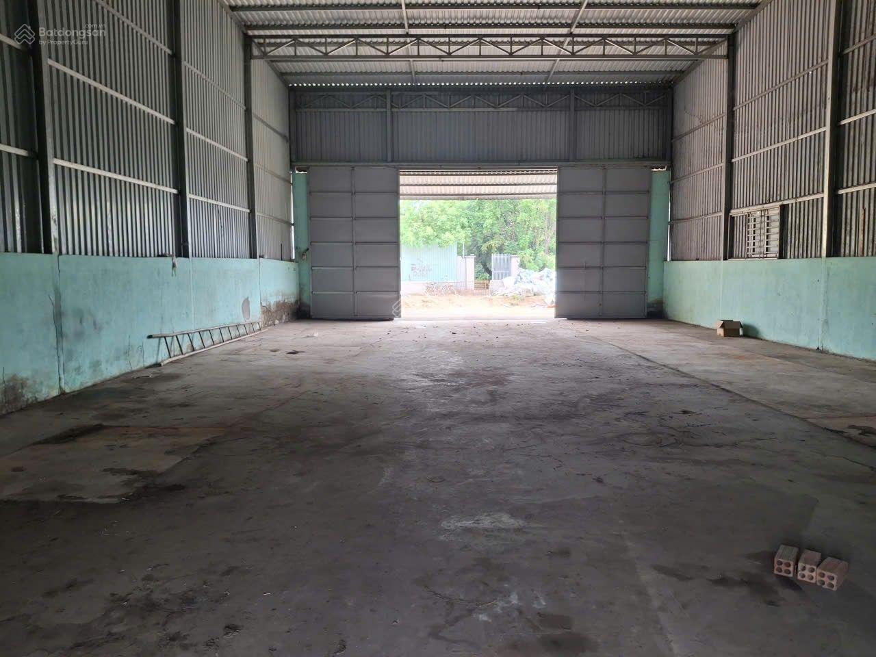 Chính Chủ Cho Thuê Nhà Xưởng Thạnh Lộc Q12. Dt: 220m Giá: 17tr