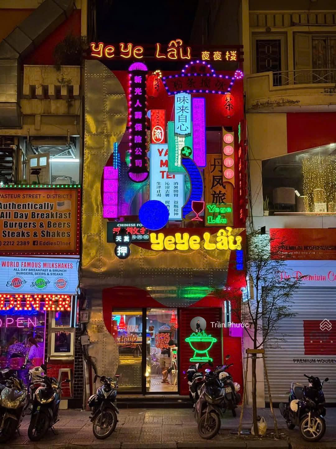 Nhà mặt tiền 75 Pasteur, Phường Bến Nghé, Quận 1 Diện tích: 4m 17m kết cấu: Trệt + 1 lầu