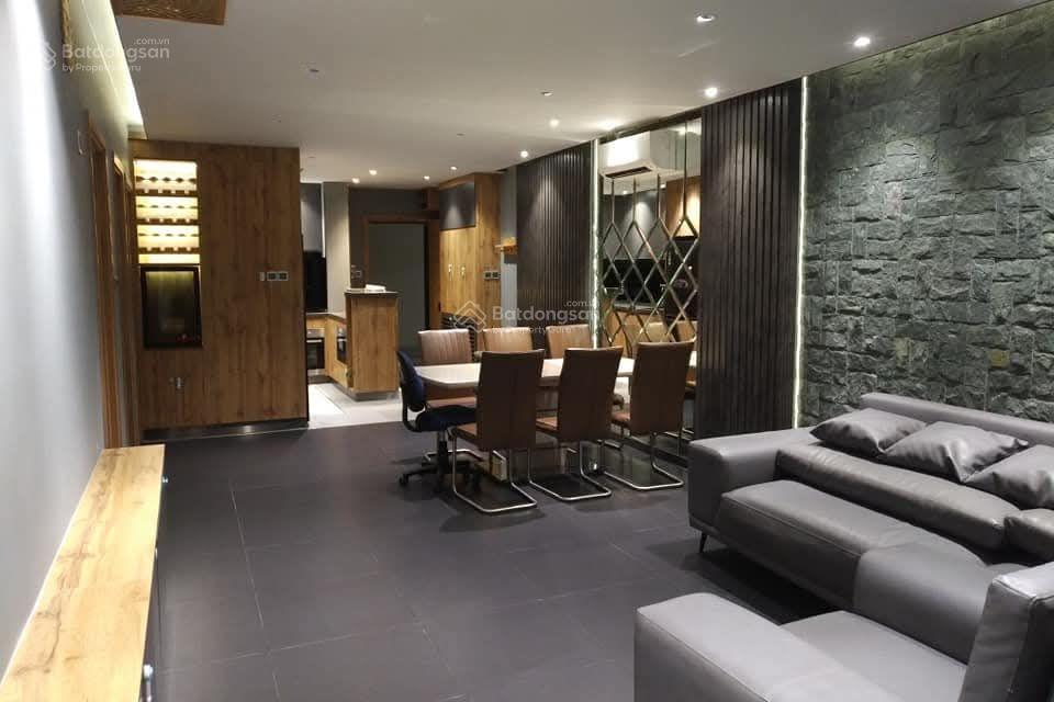 Bán giá tốt: Căn hộ 104m2 3 phòng ngủ. SHR. Vị trí ngay tuyến Metro 2, cách sân bay 3km