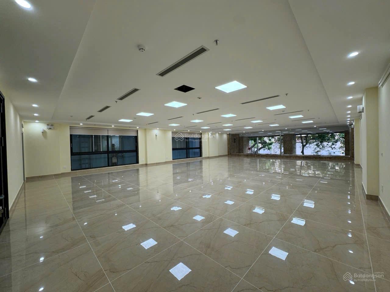 Cho thuê nhà mặt phố Dương Khuê - Mỹ Đình - Từ Liêm - 45m2*6 tầng thang máy - Alo 0878 170 ***