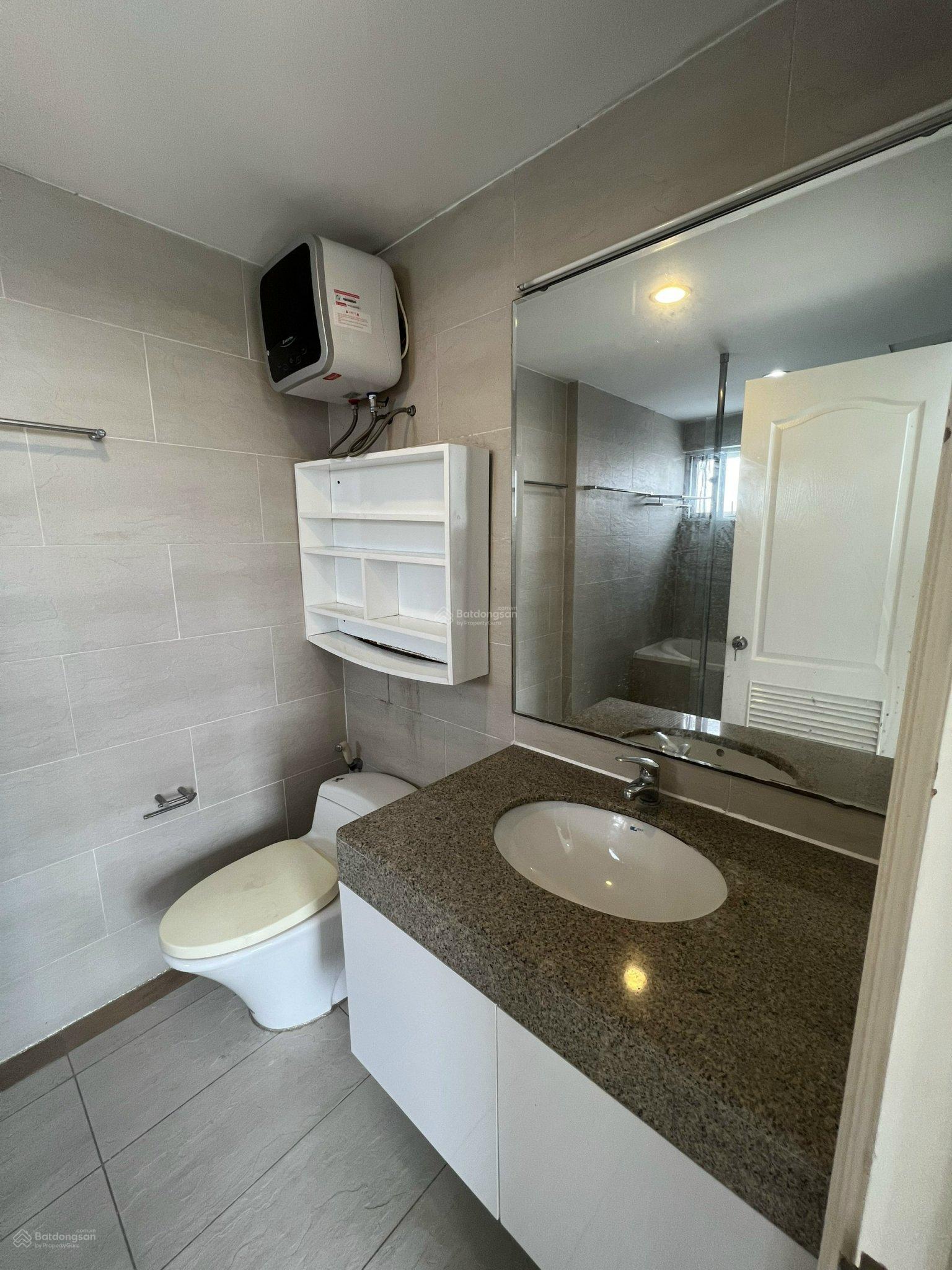 Cho thuê CC The Panorama, 55 triệu, 146m2, 3PN, 2WC, đầy đủ nội thất tại Tôn Dật Tiên, Q7