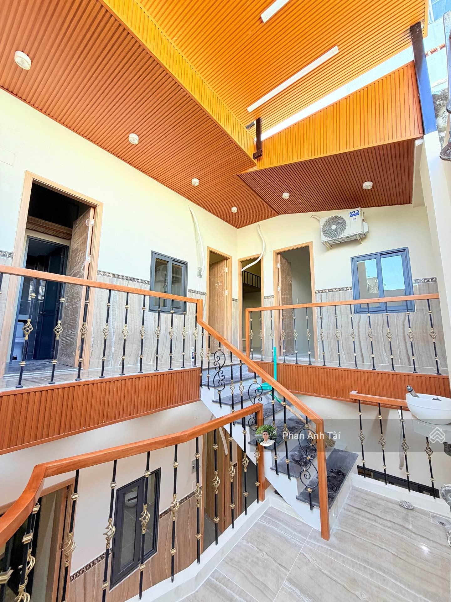 Anh Thắng cần Bán nhà CHDV Đồng Đen, Tân Bình, 130m2, 10PN, 10WC, Nhỉnh 10 Tỷ