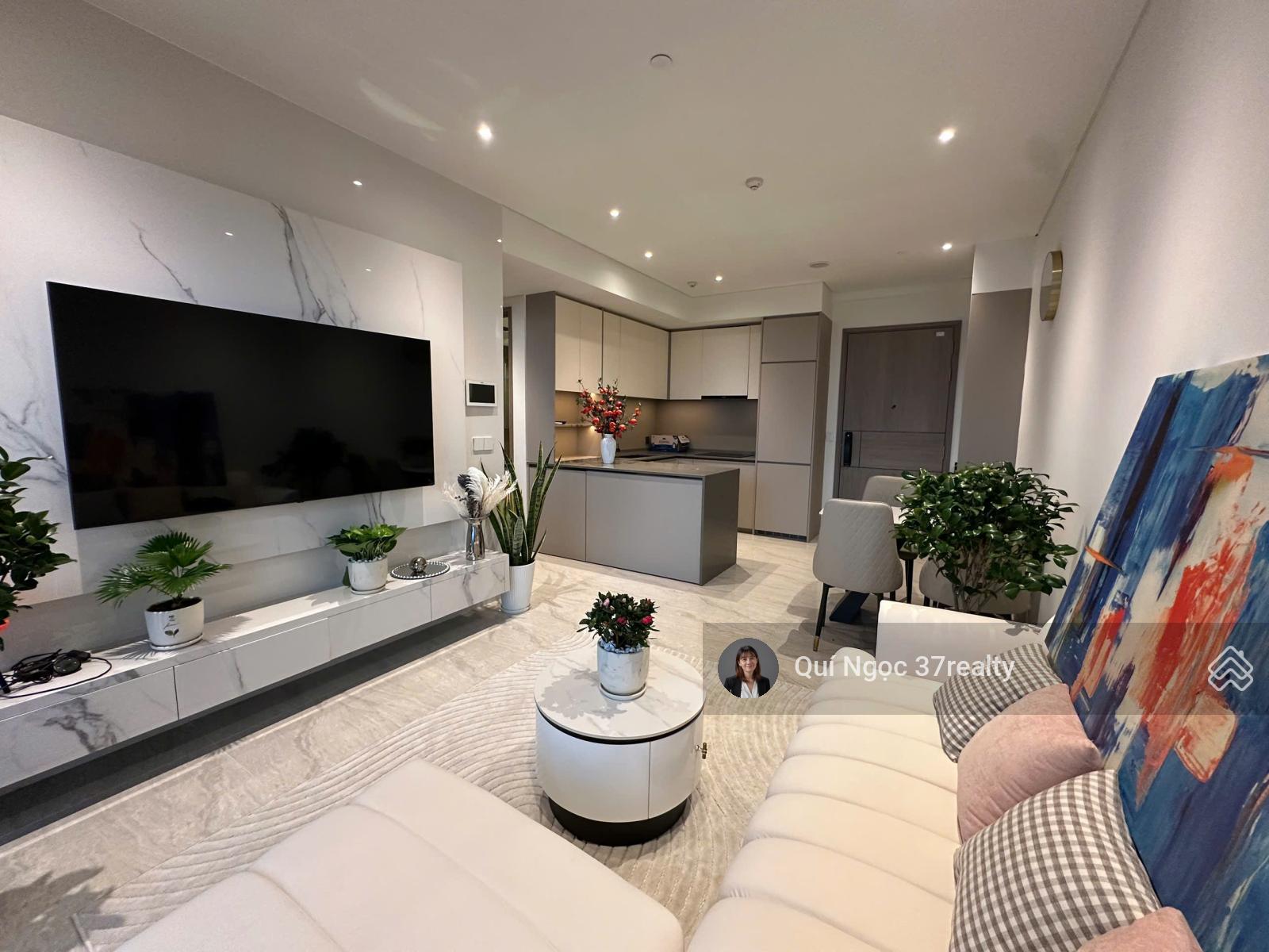 Bán 2PN Opera tầng cao, view sông Q1 giá tốt