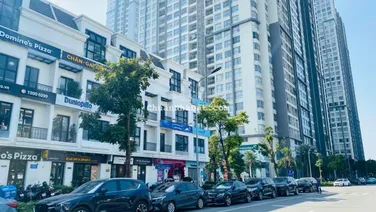 Chủ cần tiền giảm chào 5 tỷ cho nhà mặt phố Hàm Nghi. Giá đầu tư