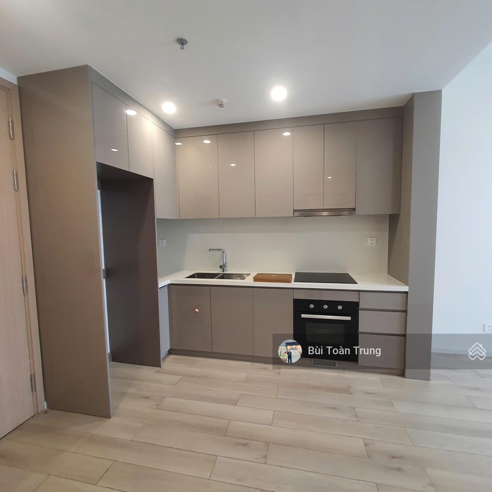 Sẵn căn 2PN 1WC (55m2) hướng Đông Nam, tầng cao - view hồ bơi, CV 36ha, sông Đồng Nai Sẵn căn 2PN 1WC (55m2) hướng Đông Nam, tầng cao - view hồ bơi, CV 36ha, sông Đồng Nai