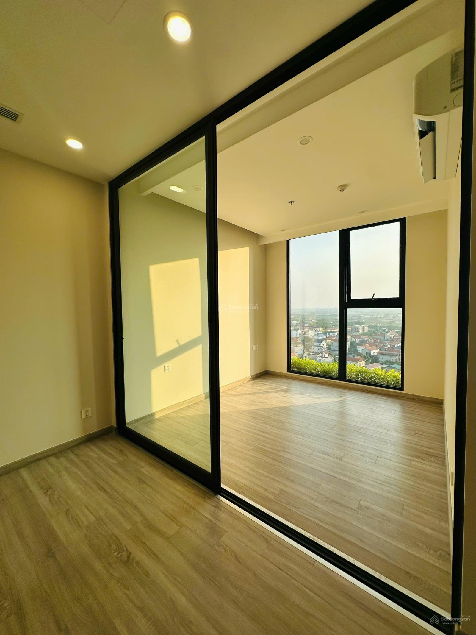 Bán CC Sky Forest Residences Ecopark, 2,77 tỷ, 35m2, view đẹp, uy tín