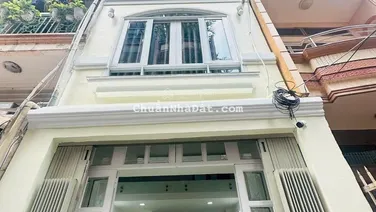 (7,48 tỷ TL) nhà 1 sẹc Nguyễn Văn Cừ, hẻm xe hơi, giáp Quận 1, 3 lầu ST