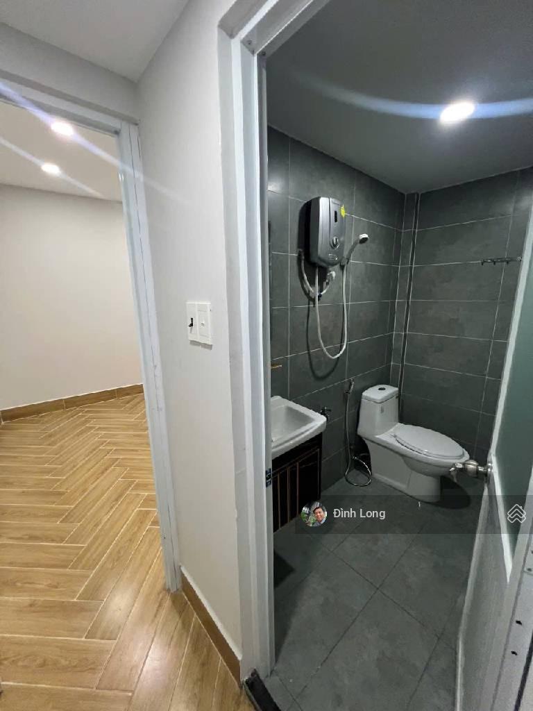 Nhà đẹp, ở ngay Bà Hạt, Q.10, gần Sư Vạn Hạnh, DT 42m2 giá 5 tỷ 1