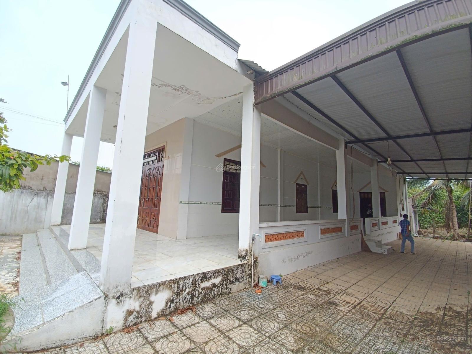 N014 - Bán gấp nhà vườn Vĩnh Cửu, DT 1752m2, sổ thổ cư 300m2, giảm mạnh 3 tỷ N014 - Bán gấp nhà vườn Vĩnh Cửu, DT 1752m2, sổ thổ cư 300m2, giảm mạnh 3 tỷ