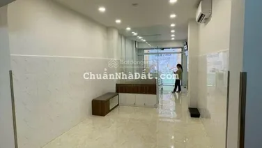 Mặt tiền KD đường Bà Hạt P.9 quận 10 (3,55m x 17m, trệt, 3 lầu, ST 6PN)
