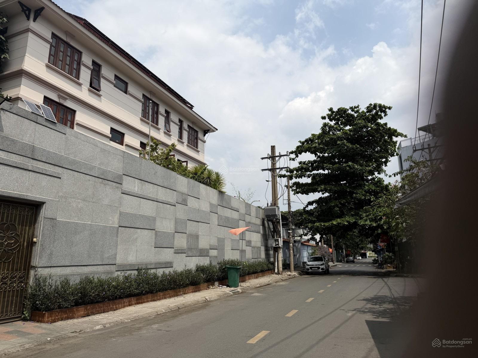 Nhà C4 cũ 500m2(16 x 30) 2 mặt tiền full thổ cư Đoàn Hữu Trưng - P. An Phú Q2