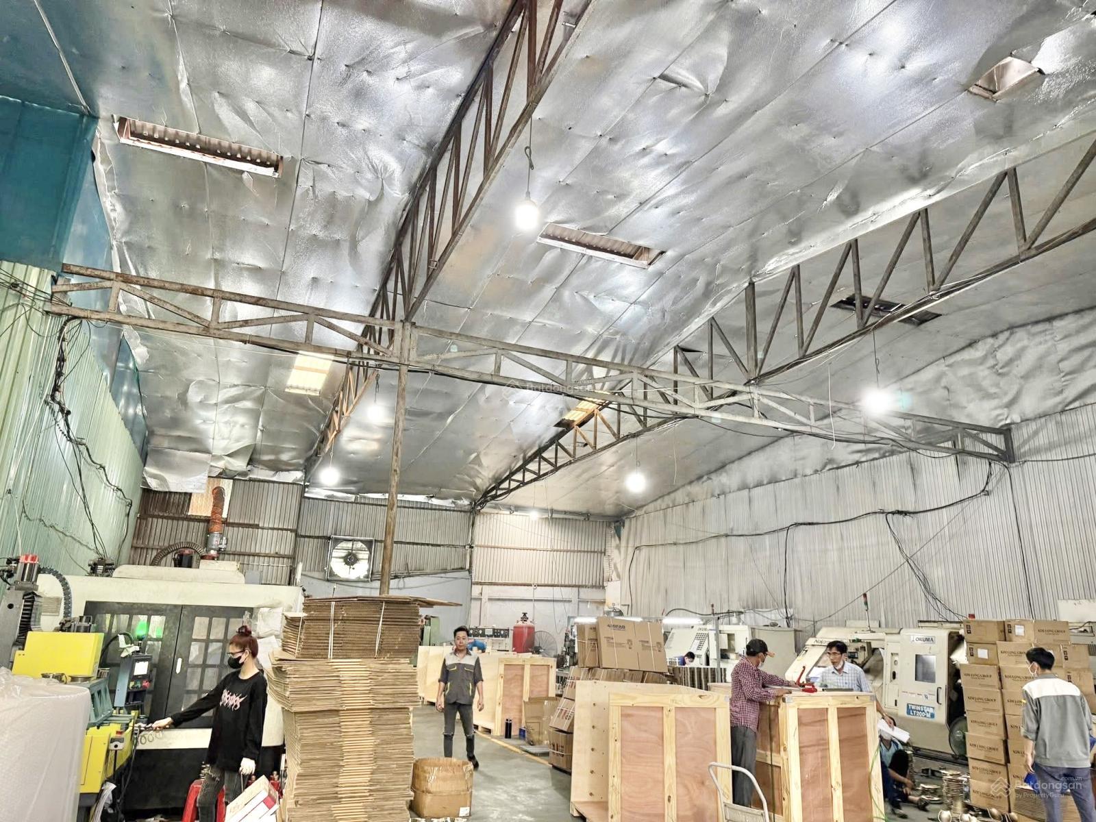 Kho giá SIÊU MỀM MẠI. Giúp tiết kiệm chi phí thuê. DT 1.000m2. 70tr/tháng . Pccc, đg xe cont