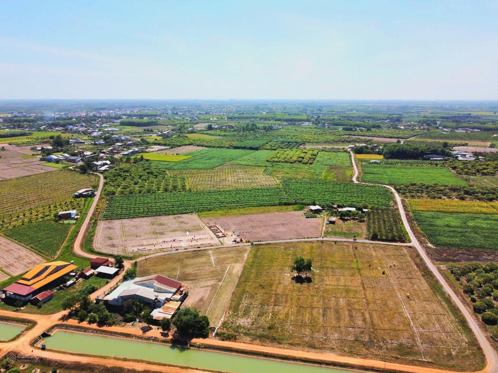 5x33m full thổ, đường thông. 300tr. Đất Tây Ninh giá rẻ