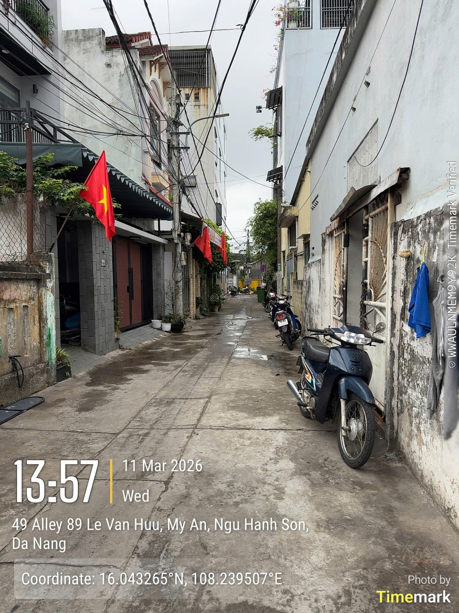 Bán đất kiệt Lê Văn Hưu, gần khu vực bắn pháo hoa, giá bán chỉ 71 tr/m2. LH: 0905 982 ***