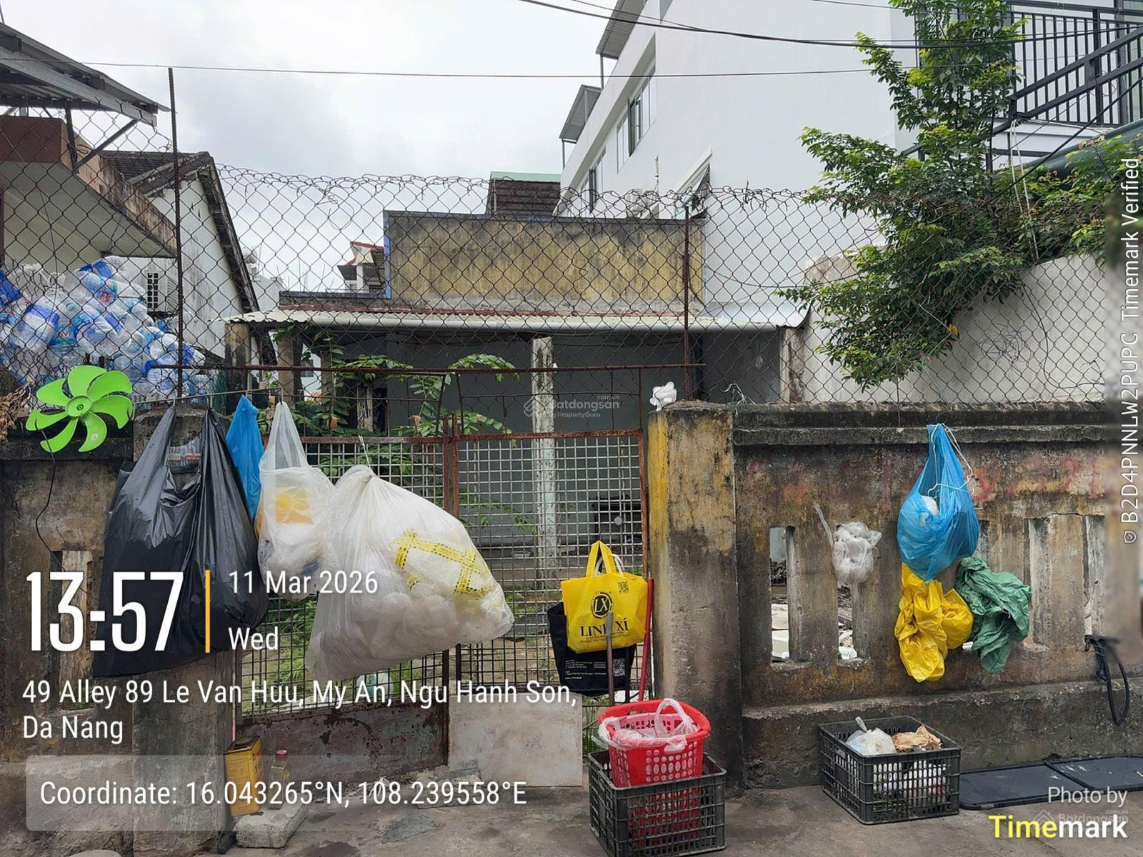 Bán đất kiệt Lê Văn Hưu, gần khu vực bắn pháo hoa, giá bán chỉ 71 tr/m2. LH: 0905 982 ***