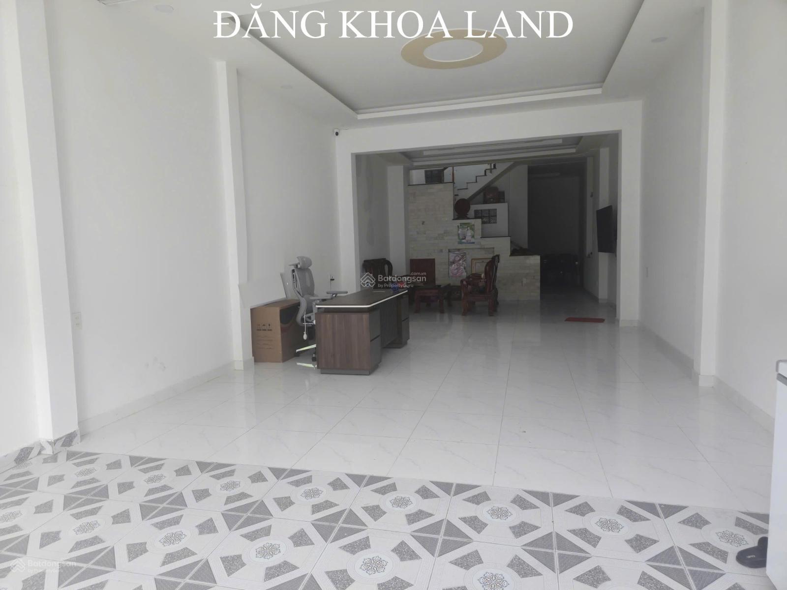 Cực phẩm - nhà 3 tầng mặt tiền ĐS P Linh Xuân - DT: 100m2 - giá 6,2 tỷ - (5x20)