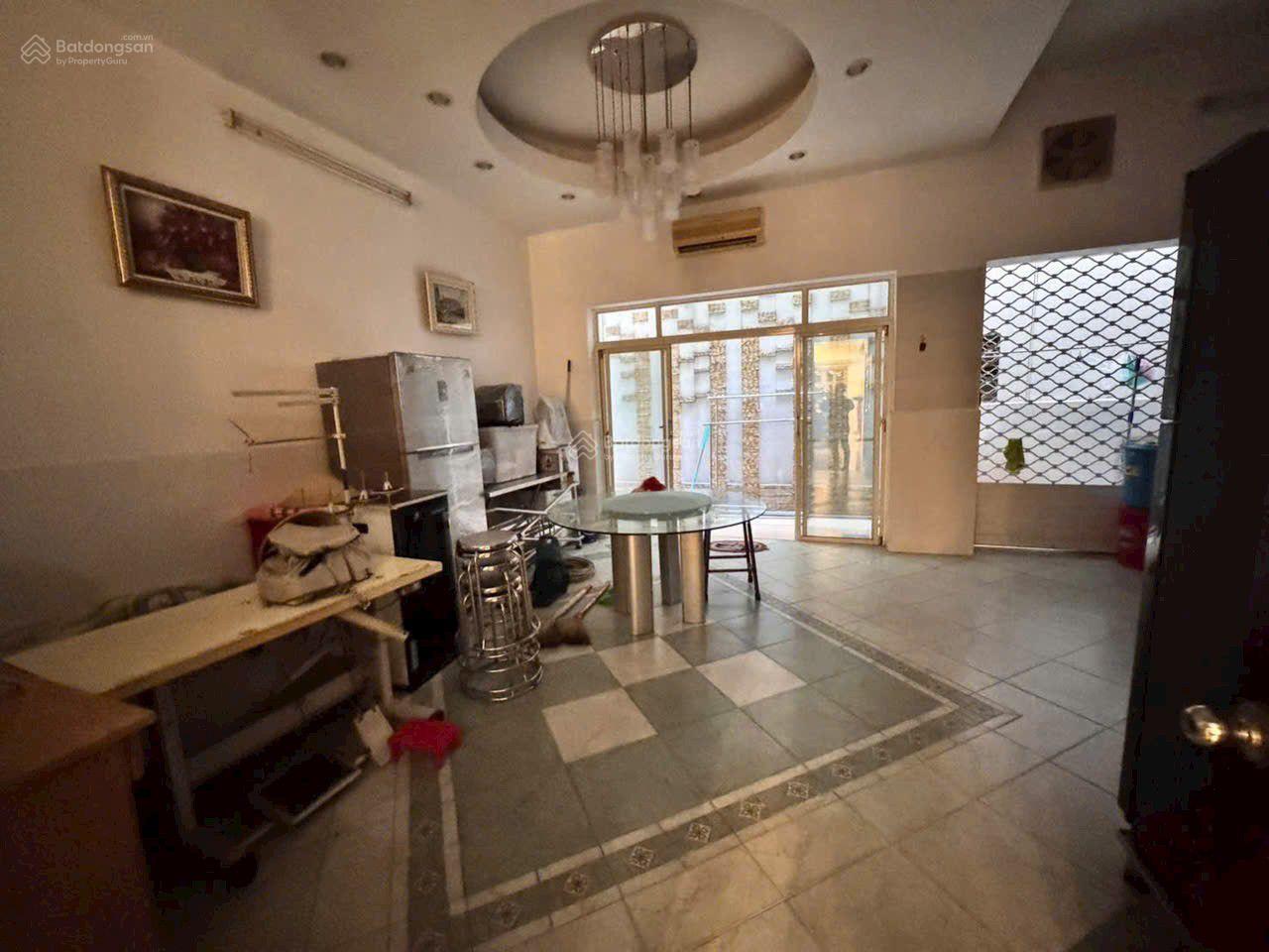 32 tỷ thương lượng chính chủ cần bán 2 căn liền nhau 8x24m vị gần mặt tiền đường Phạm Hùng 32 tỷ thương lượng chính chủ cần bán 2 căn liền nhau 8x24m vị gần mặt tiền đường Phạm Hùng