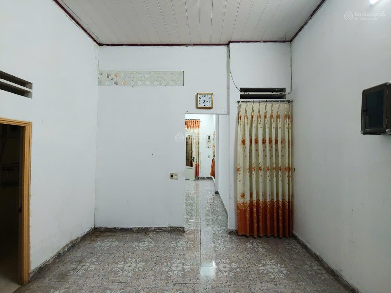 MT Dương Thiệu Tước, Tân Quý, Tân Phú. DT 5 x 13.5m nhà cấp 4. Giá 6.5 tỷ hướng Nam