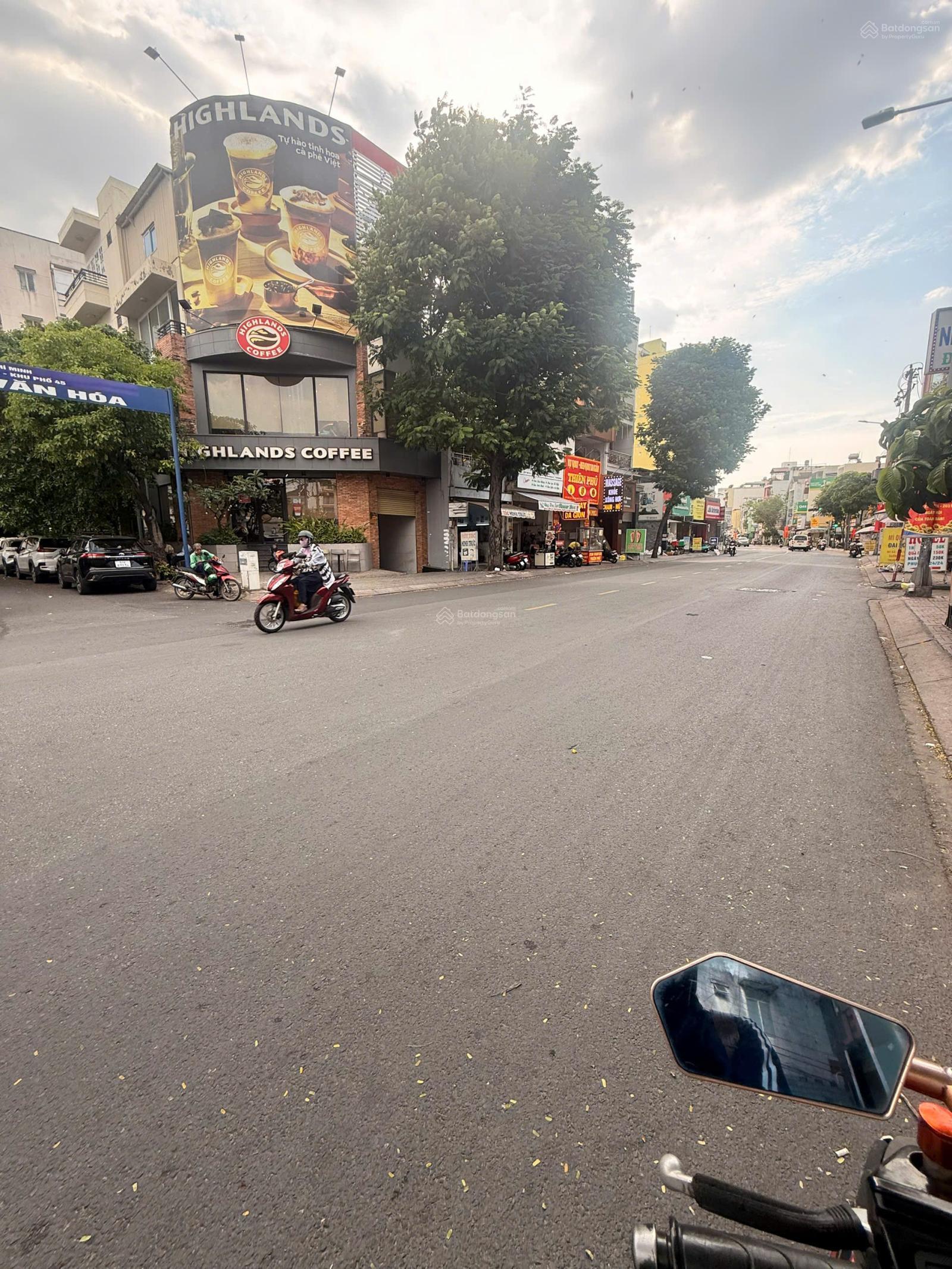 BÁN NHÀ TÂN PHÚ - 5X25M2 - HẺM 8M - TIỆN XÂY CHDV 6 TẦNG - LŨY BÁN BÍCH BÁN NHÀ TÂN PHÚ - 5X25M2 - HẺM 8M - TIỆN XÂY CHDV 6 TẦNG - LŨY BÁN BÍCH