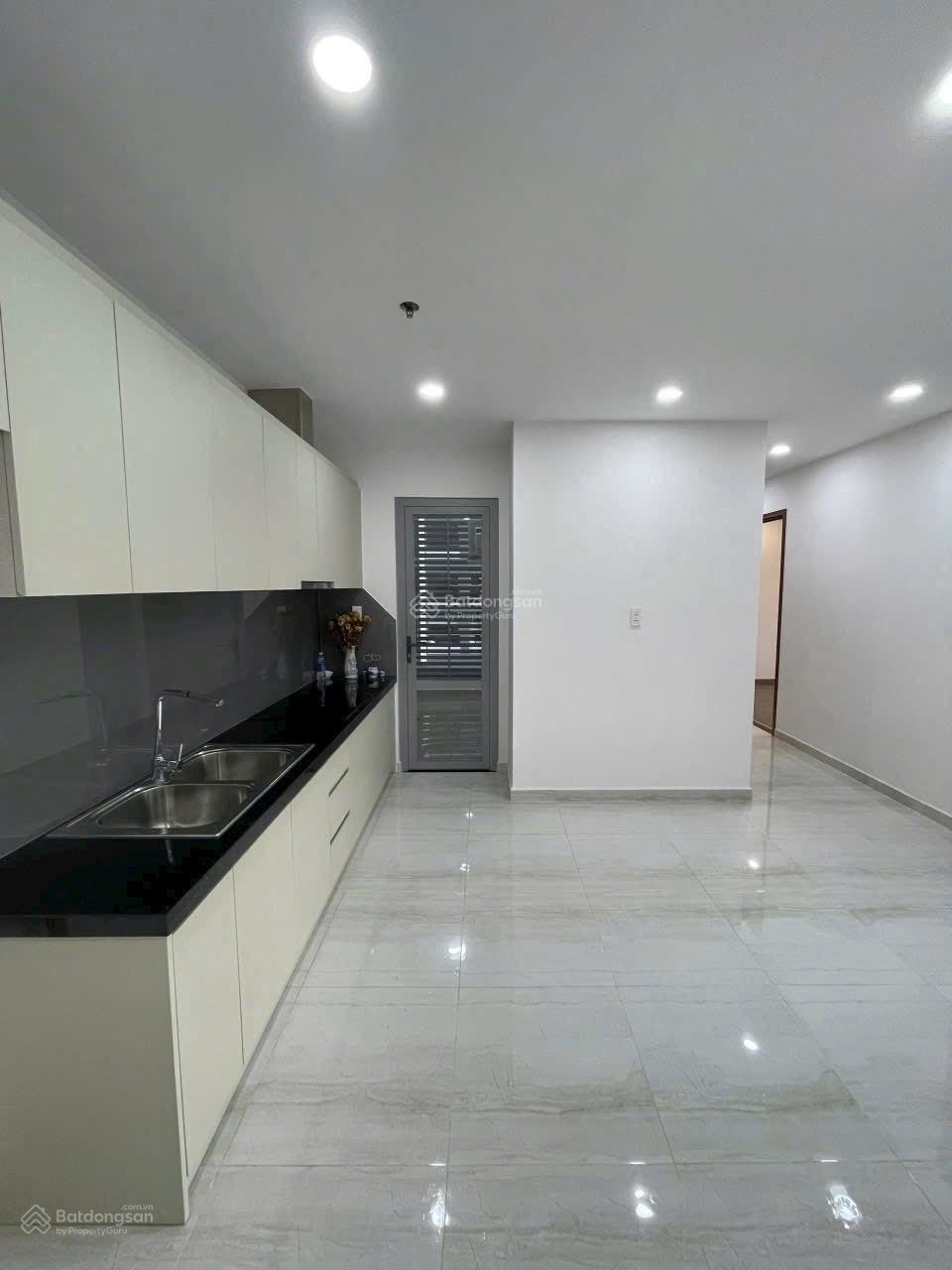 Bán căn hô Happy One Central tầng 22 3PN 2WC không nội thất giá 3,4 tỷ