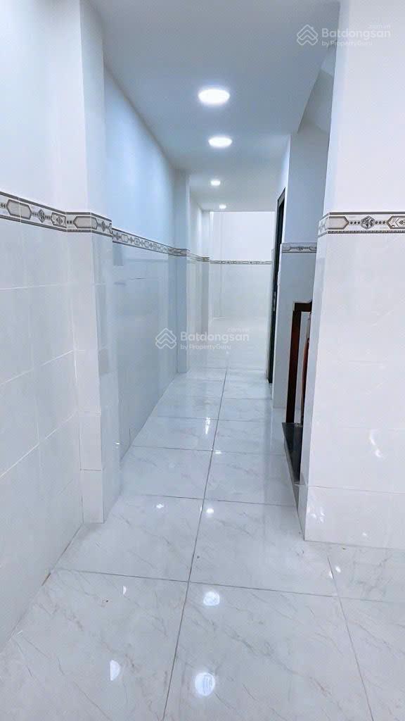 Vị trí KD, nhà trệt 1 lầu, 112m2 (4x28m) đường nhựa 8m, ngay KDC Vĩnh Lộc, Bình Tân