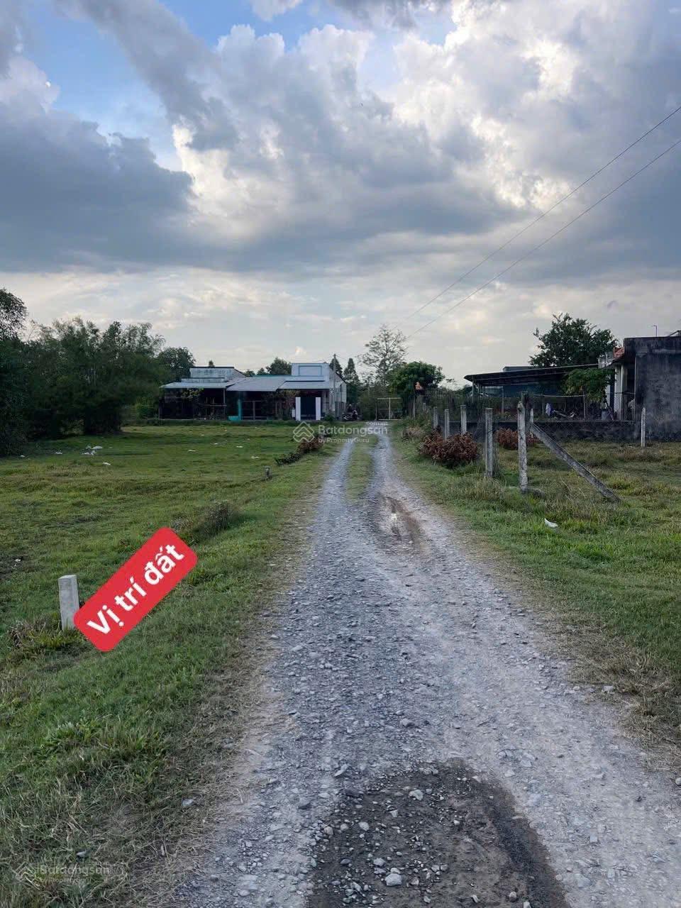 Đất Hoà Khánh Đông thổ cư cho xây nhà vườn nhà trọ 250m2 sổ hồng riêng 850 triệu/ nền